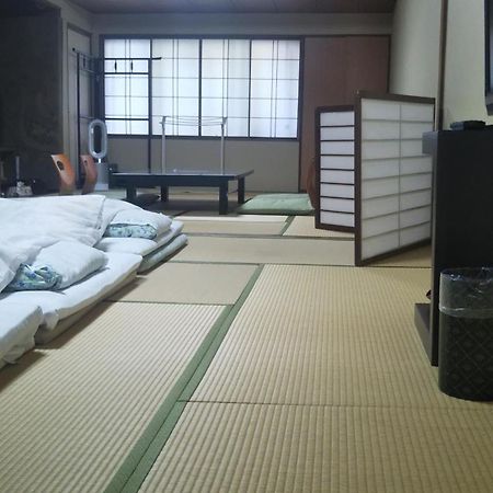 Kikunoya Ryokan Kanazawa Zewnętrze zdjęcie